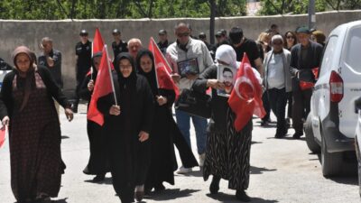 VAN (AA) – Van'da çocukları terör örgütü PKK tarafından dağa