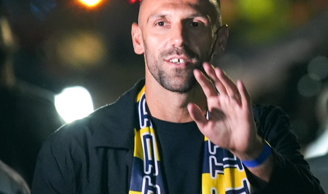 İSTANBUL (AA) – Fenerbahçe'nin prensip anlaşmasına vardığı eski futbolcusu Vedat