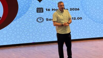 - "Hepimizin bugün dijital dadıları var. Burada kuyruğu kaptırdığınız an