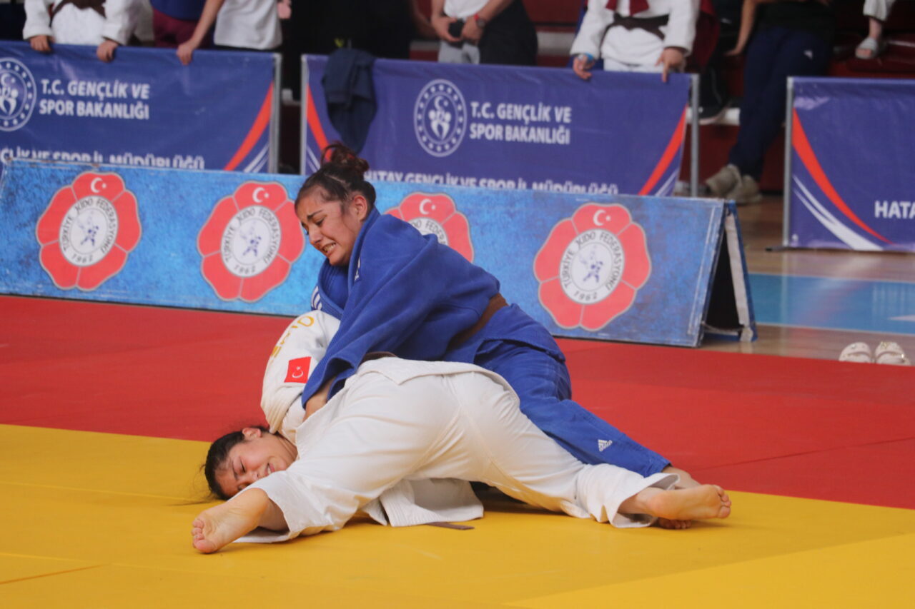 HATAY (AA) – Hatay'da düzenlenen Yeşilay Yıldızlar Türkiye Judo Şampiyonası,