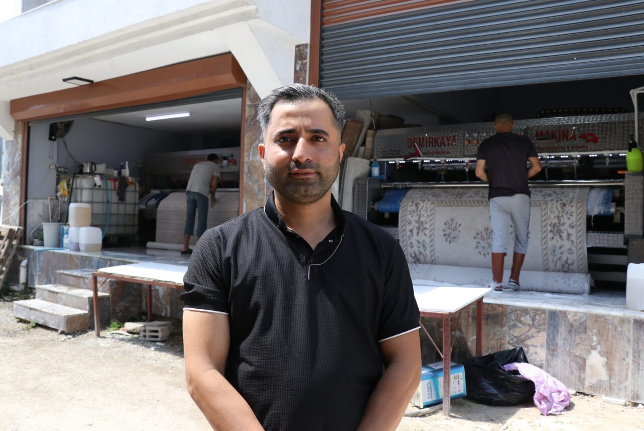 ADANA (AA) – Adana'nın merkez Seyhan ilçesinde halı yıkama tesisi