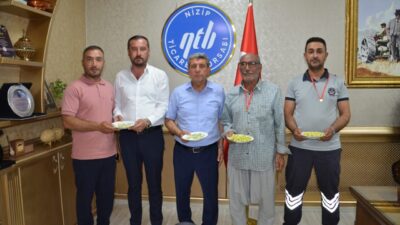 GAZİANTEP (AA) – Gaziantep'in Nizip ilçesinde yılın ilk erkenci boz