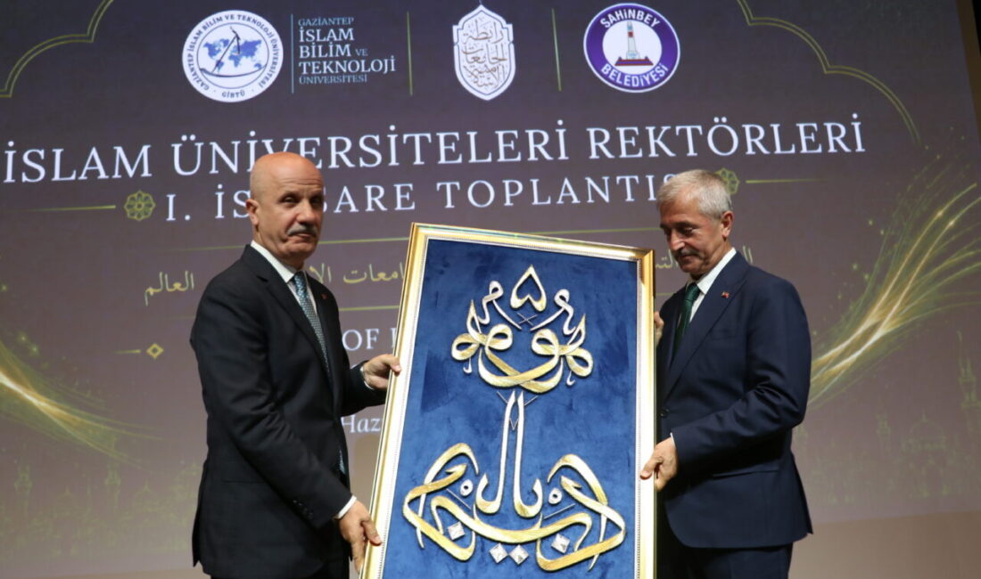 - "İslam dünyasındaki üniversiteler arasında kurulacak güçlü bir dayanışma ağı