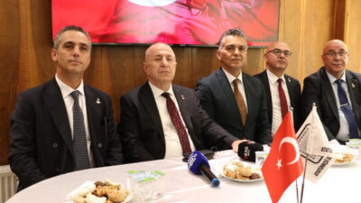 KAYSERİ (AA) – Zafer Partisi Genel Başkanı Ümit Özdağ, Kayseri'de
