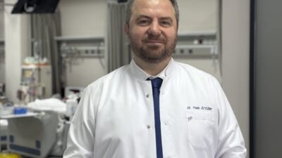 - Nefroloji Bilim Dalı Başkanı Dr. Öğretim Üyesi Yasin Öztürk:
-