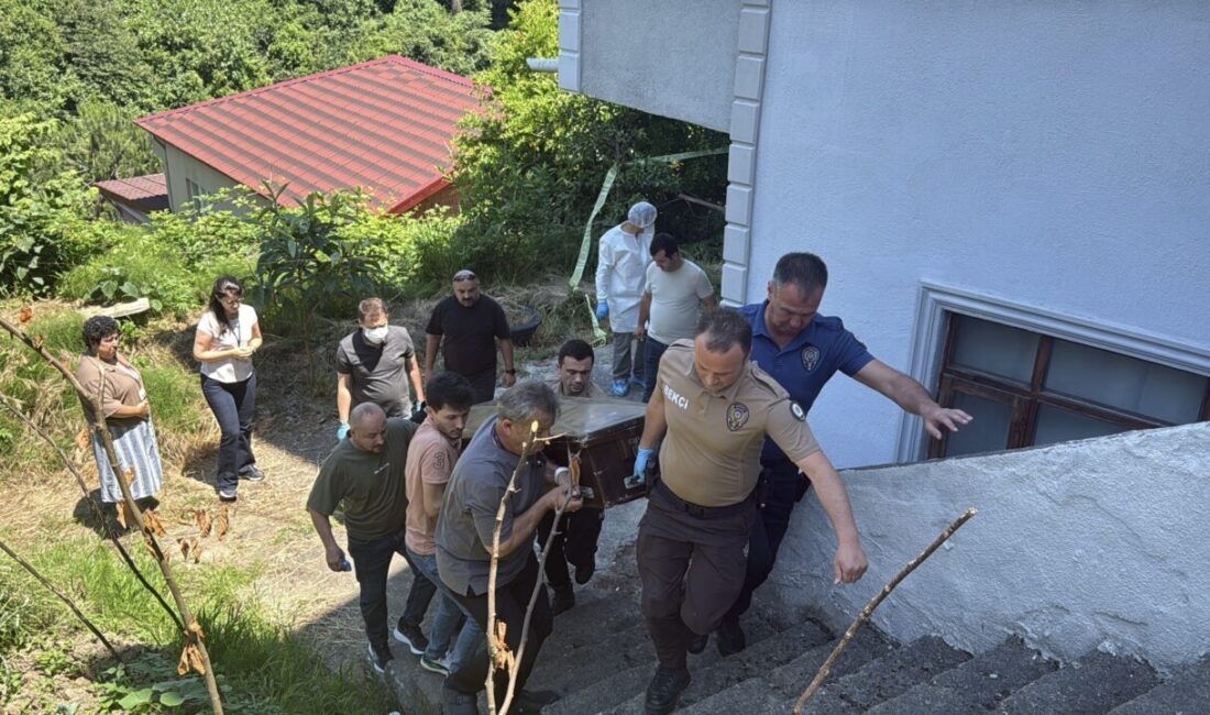 ZONGULDAK (AA) – Zonguldak'ta kendisinden haber alınamayan sağlık çalışan evinde