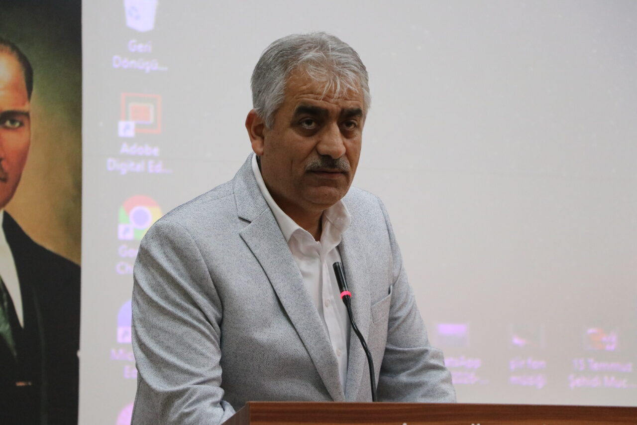 - "Onların tuzaklarını başlarına çaldık. Niye? Tuzak kurucuların en güzeli