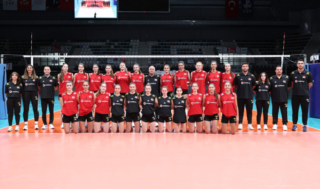 ANKARA (AA) – 20 Yaş Altı Kadın Milli Voleybol Takımı,