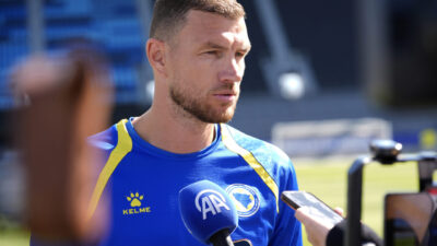 - Bosna Hersek Milli Takımı Kaptanı Dzeko:
"Evet kesinlikle favori ABD