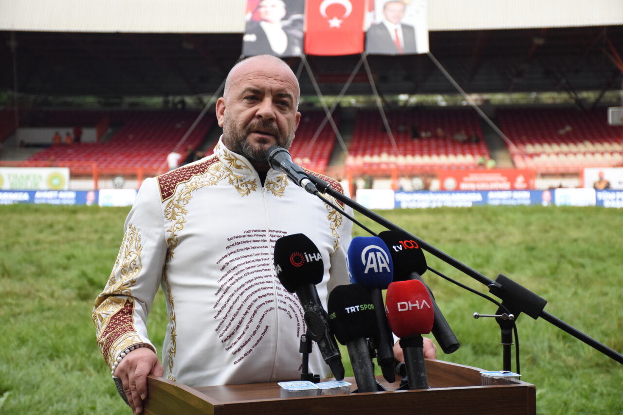 - Edirne Valisi Yunus Sezer:
"Bu meydanda güç ahlakla anlam kazanır.