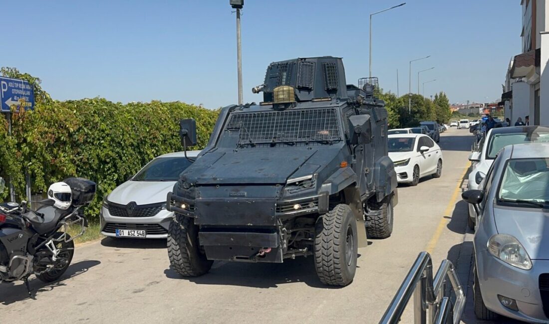ADANA (AA) – Adana'nın merkez Yüreğir ilçesinde, husumetlilerine silahla ateş