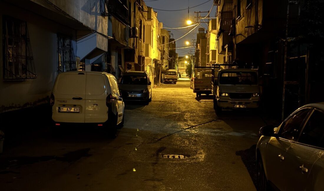 ADANA (AA) – Adana'nın merkez Seyhan ilçesinde silahlı saldırıya uğrayan