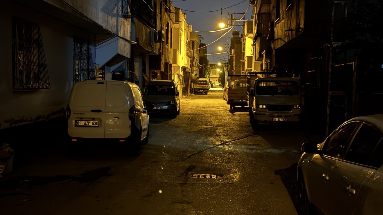 ADANA (AA) – Adana'nın merkez Seyhan ilçesinde silahlı saldırıya uğrayan