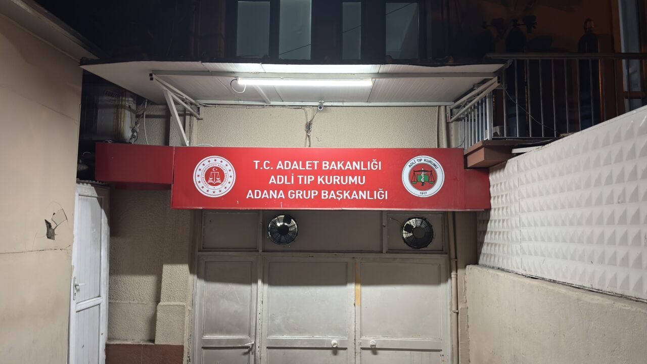 ADANA (AA) – Adana'nın merkez Seyhan ilçesinde sulama kanalında erkek