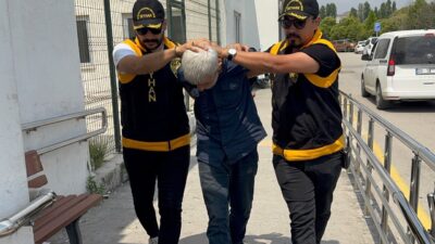 ADANA (AA) – Adana'da "uyuşturucu ticareti" suçundan 24 yıl 11