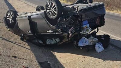 AFYONKARAHİSAR (AA) – Afyonkarahisar'da refüje devrilen otomobildeki 5'i çocuk 8