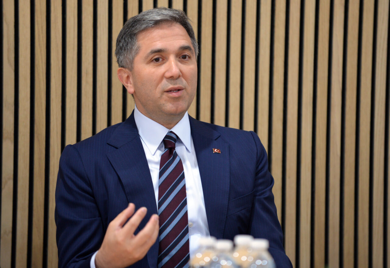 - "Bu insanların vatan sevgisini sorgulamak kimsenin haddine değildir. Bu