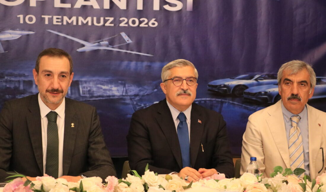 - "NATO zirvesi Türkiye'nin küresel dünya sahnesine çıkmasının işareti oldu"
