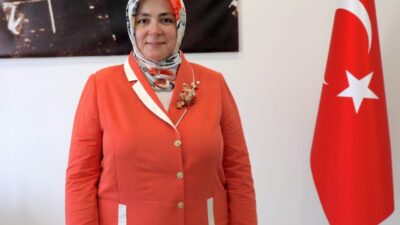 - "(Terörsüz Türkiye) Türkiye'mizde, Van'ımızda, Hakkari'mizde ve çevre illerimizde terörden