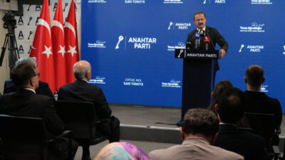 - "Anahtar Parti'yi, millet yolculuğunun her kademesinde güçlenen, umudu güçlendiren,