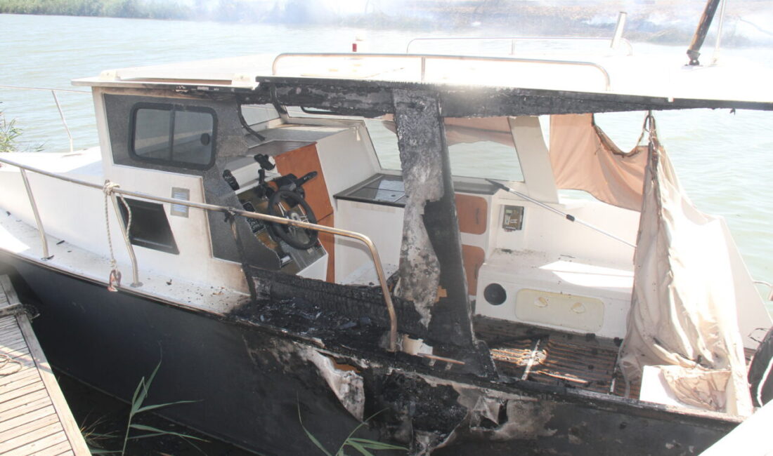 ANTALYA (AA) – Antalya'nın Serik ilçesinde otluk alanda çıkan yangın,