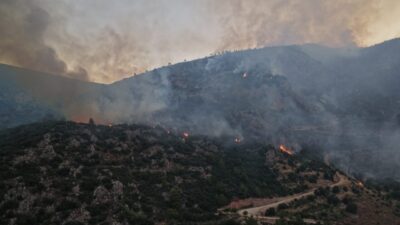 ANTALYA (AA) – Antalya'nın Kaş ilçesinde dün çıkan orman yangınına