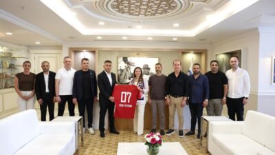 ANTALYA (AA) – Antalyaspor AŞ Başkanı Mustafa Ergün ve yönetim