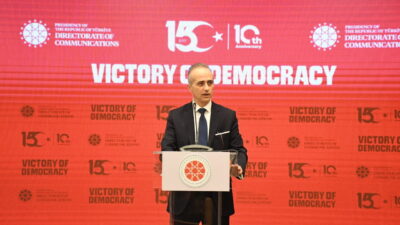 TİRAN (AA) – Arnavutluk'un başkenti Tiran'da 15 Temmuz Demokrasi ve