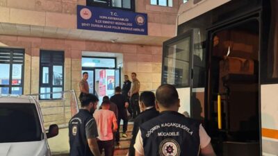 ARTVİN (AA) – Artvin'de çeşitli adreslere yapılan eş zamanlı operasyonda