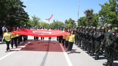 ERZURUM (AA) – Gazi Mustafa Kemal Atatürk'ün Erzurum'a gelişinin 107.