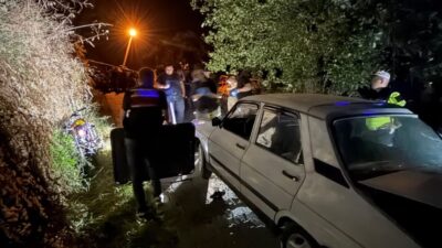 AYDIN (AA) – Aydın'ın Bozdoğan ilçesinde amcasının kullandığı otomobille çarpışan