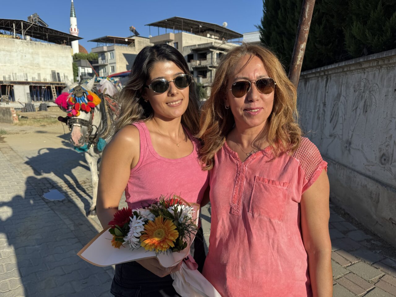AYDIN (AA) – Aydın'ın Efeler ilçesinde bir kadın, gelinine doğum