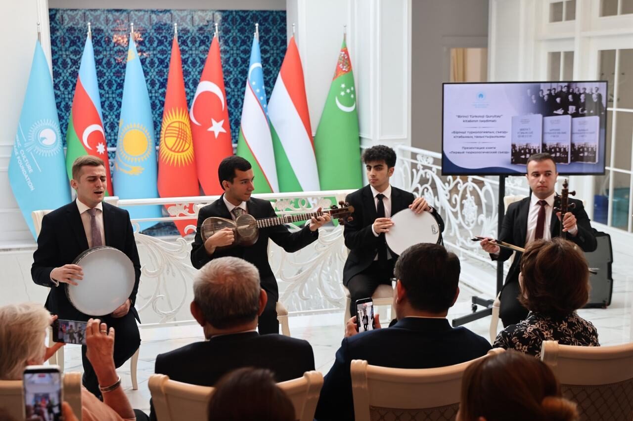 BAKÜ (AA) – Azerbaycan'da, Birinci Türkoloji Kurultayı'nın 100. yıl dönümü