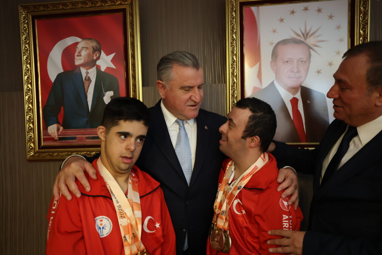 ANKARA (AA) – Gençlik ve Spor Bakanı Osman Aşkın Bak,