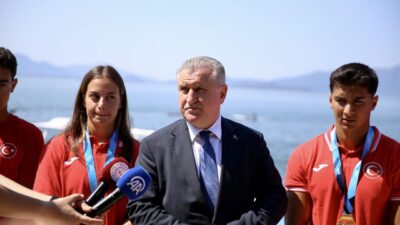 - "Amacımız, gençlerimizin olimpiyat kotaları alarak şanlı bayrağımızı dünyanın dört