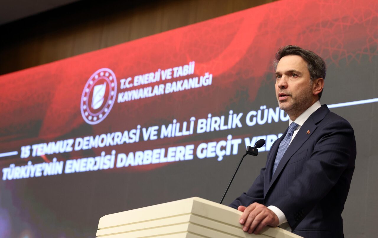 - "Malazgirt'te, İstanbul'un fethinde, Çanakkale'de, Kurtuluş Savaşı'nda karşımıza çıkan dahili