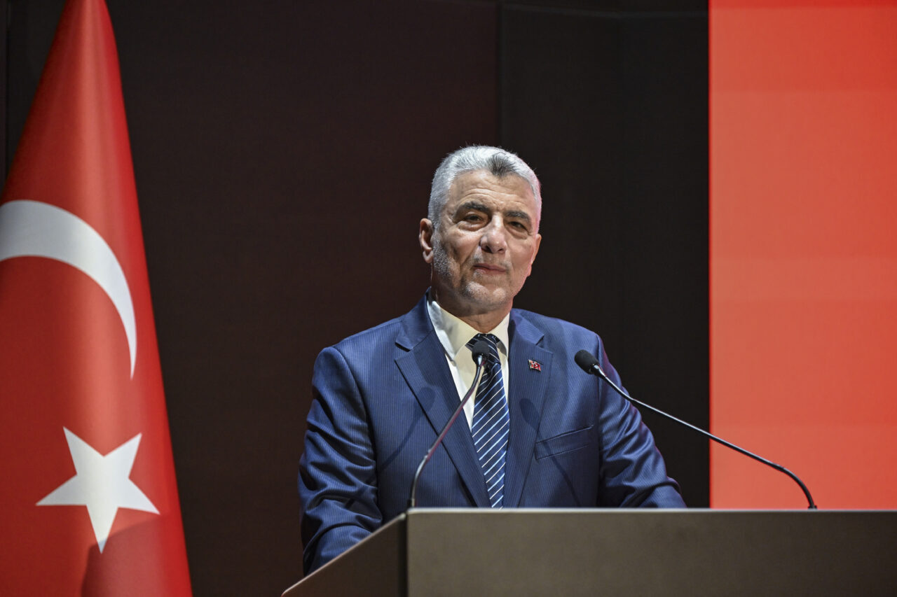 - "Otomotiv sektöründe dünyada 13’üncü büyük üretim üssü konumuna ulaştık.