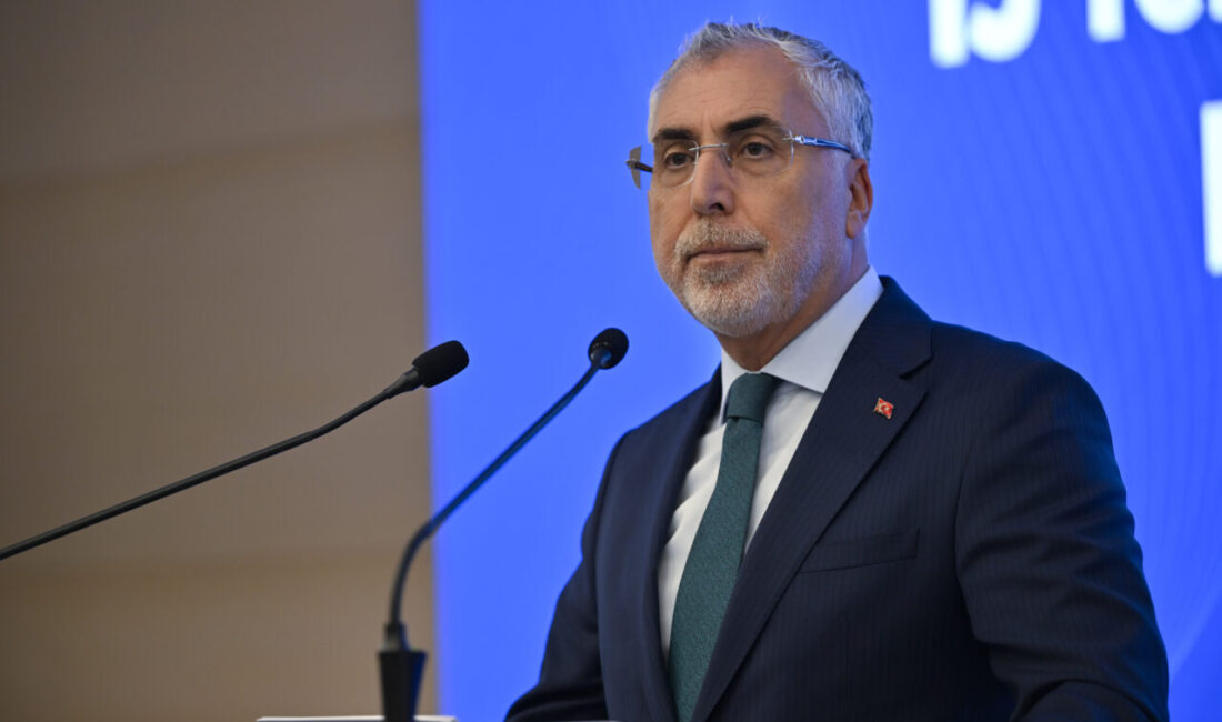- "15 Temmuz, Türkiye'de sivil toplumun ve sendikal hareketin demokrasiyle