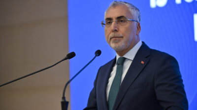 - "15 Temmuz, Türkiye'de sivil toplumun ve sendikal hareketin demokrasiyle