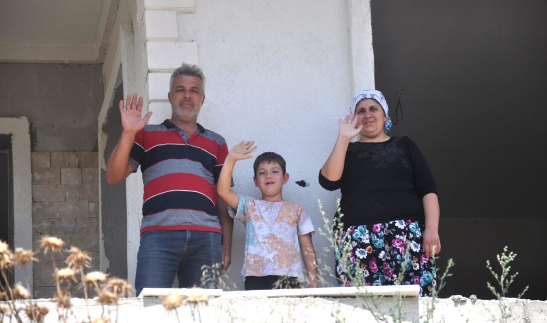 - Geçen yıl 2 Temmuz'daki orman yangınında evleri zarar gören