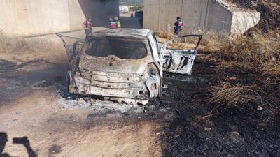 BALIKESİR (AA) – Balıkesir'de devrilip alev alan otomobildeki 4 kişi