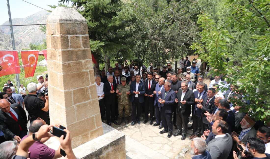 - Erzincan Valisi Hamza Aydoğdu:
- "5 Temmuz 1993 takvimlerin sustuğu,