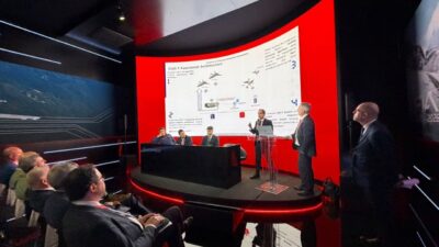 - Dünyanın en köklü havacılık ve savunma fuarlarından Farnborough Airshow'da