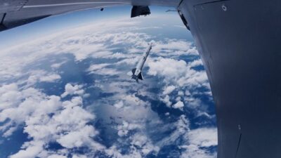 - Bayraktar KIZILELMA, ROKETSAN tarafından geliştirilen JET-230 füzesini 120 kilometrenin
