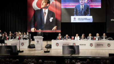 - Kulüp başkanı Serdal Adalı:
"Futbol direktörümüz Önder Özen ve teknik