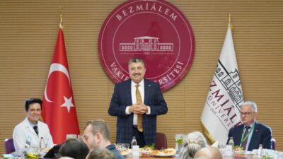 - Bezmialem Vakıf Üniversitesi Rektörü Prof. Dr. Adem Akçakaya:
- "200