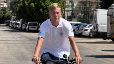 - Alexandre Lauwers:
- "Türk halkına gösterdikleri misafirperverlik, davetler ve bana