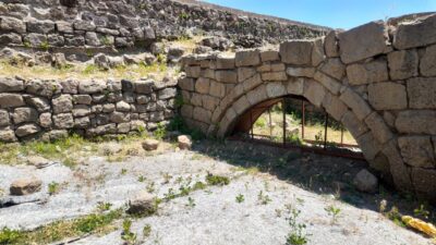 BİTLİS (AA) – Bitlis Kalesi'nde 2004'ten bu yana yürütülen arkeolojik