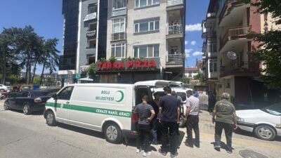 BOLU (AA) – Bolu'da 79 yaşındaki kişi evinde ölü bulundu.