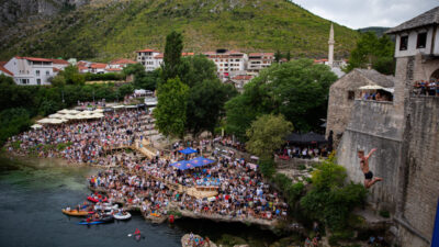 MOSTAR (AA) – Bosna Hersek'in güneyindeki Mostar kentinde 460. Geleneksel
